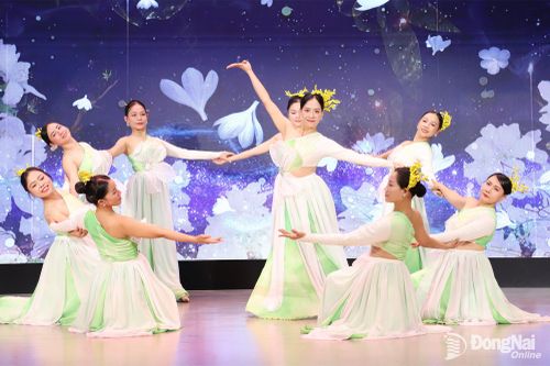 Xây dựng đời sống văn hóa mới