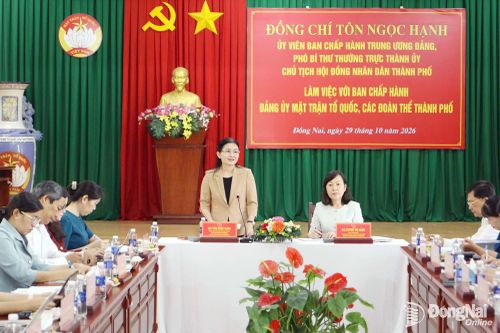 Phó Bí thư Thường trực Thành ủy Tôn Ngọc Hạnh làm việc với Ban Chấp hành Đảng ủy MTTQ, các đoàn thể thành phố
