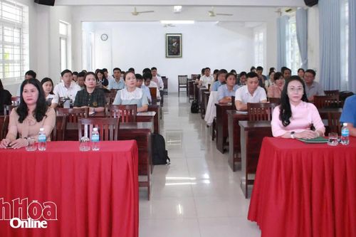 Khai giảng lớp trung cấp lý luận chính trị hệ không tập trung khóa 192
