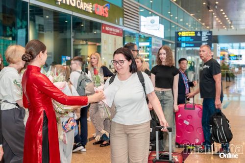 Du lịch Khánh Hòa đón hơn 22,5 triệu lượt khách trong 10 tháng