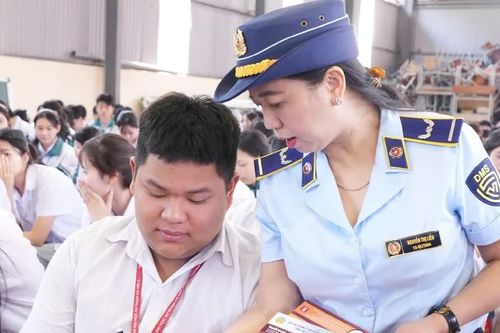 Lào Cai đẩy mạnh tuyên truyền phòng, chống thuốc lá điện tử trong trường học