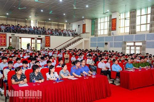 Tuyên truyền pháp luật dưới hình thức phiên toà giả định