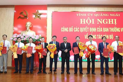 Quảng Ngãi điều động, luân chuyển nhiều cán bộ