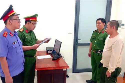 An Giang: Khởi tố người phụ nữ mua bán trái phép 122 hóa đơn