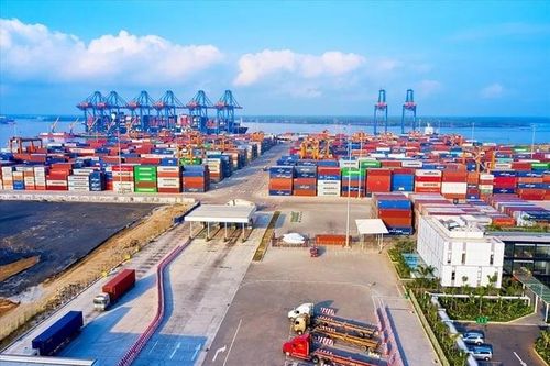 Xuất nhập khẩu hàng hóa Việt Nam cán mốc 1.000 tỷ USD
