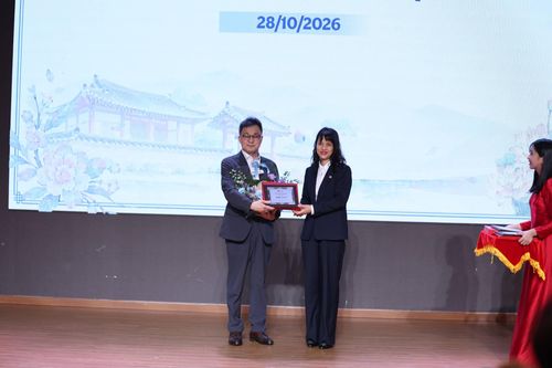 UEH và huyện Bonghwa (Hàn Quốc) thúc đẩy dự án hỗ trợ gia đình Việt – Hàn