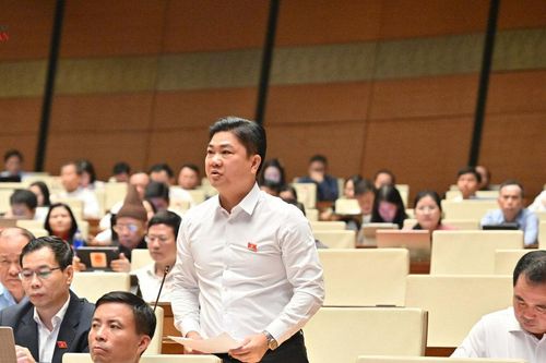 Để người phạm tội hợp tác thực chất và khắc phục hậu quả sớm
