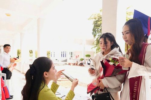Sinh viên Trường đại học Kiên Giang được giới thiệu việc làm ngay trong ngày nhận bằng tốt nghiệp