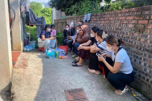 Vụ nghi ngờ nguồn gốc thực phẩm tại Trường tiểu học Hoài Đức: Tiếp tục xác minh kho hàng