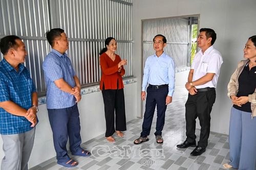 Huy động nguồn lực chăm lo cho người nghèo