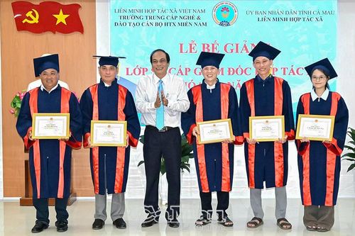 Tăng kỹ năng quản trị cho giám đốc hợp tác xã