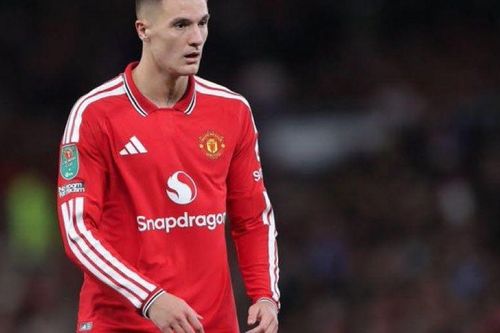 Khó khăn chồng chất, Manchester United mất tiền đạo chủ lực đến hết năm 2026