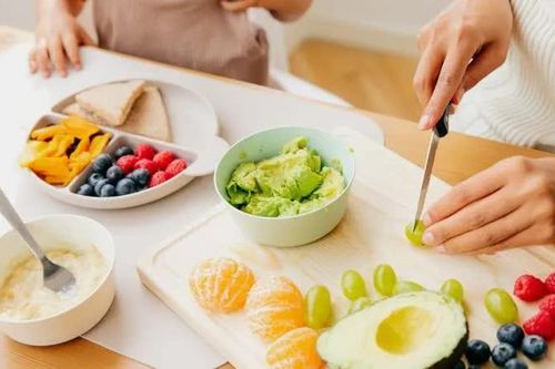 5 món ăn vặt lành mạnh thay bánh kẹo cho trẻ 1 tuổi, vừa ngon vừa bổ dưỡng