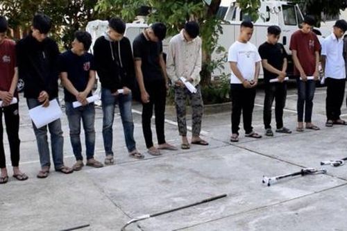 Hỗn chiến để quay clip đăng lên mạng xã hội, 17 đối tượng bị khởi tố