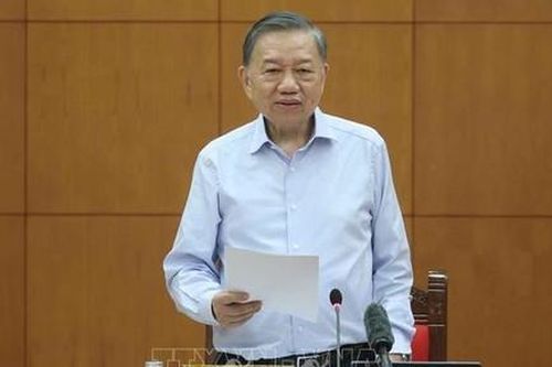 Phải tìm cán bộ giỏi, có tinh thần phục vụ Nhân dân
