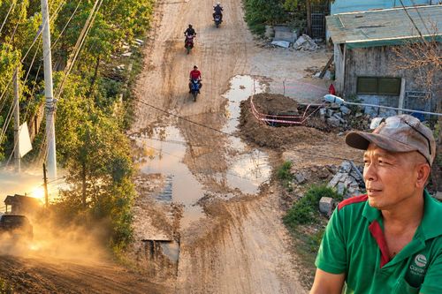 Hơn 3 km đường ở Gia Lai làm 3 năm chưa xong, dân sống chung với bụi và bừa bộn