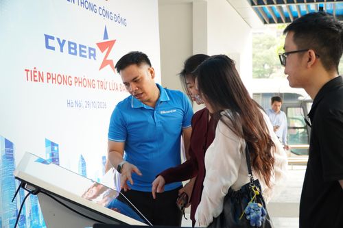 Lừa đảo công nghệ cao: Người trẻ thành thạo thiết bị vẫn dễ bị thao túng