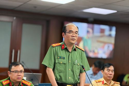 Cảnh báo chiêu trò lừa đảo kiểu mới qua livestream 'khui ngọc trai, cào vé số'