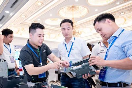 Gợi mở chính sách, chia sẻ công nghệ để doanh nghiệp tăng trưởng xanh