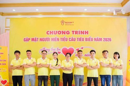 Cô giáo gieo yêu thương từ những giọt máu hồng