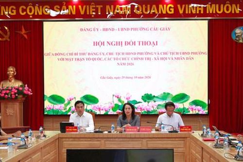 Lãnh đạo phường Cầu Giấy đối thoại với các tổ chức xã hội, nhân dân trên địa bàn