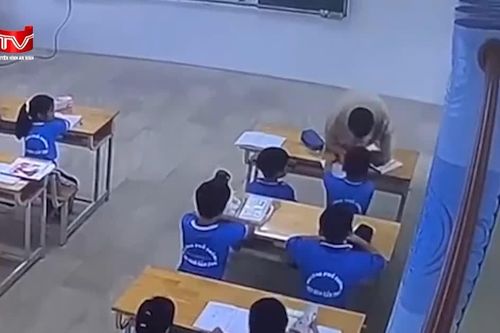 Điều tra vụ giáo viên người nước ngoài đánh học sinh lớp 2 trong lớp