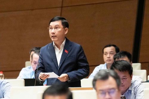 Đại biểu: 'Người dân giữ khoảng 500 tấn vàng, xấp xỉ 12% GDP'