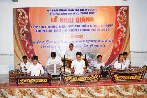An Giang: Kiên Lương mở 2 lớp truyền dạy nhạc Ngũ âm Khmer