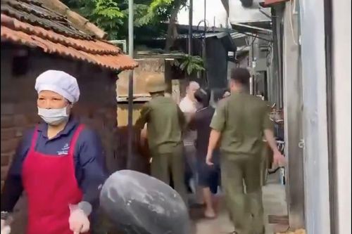 Làm rõ vụ nghi thực phẩm nhập khẩu tại bếp ăn bán trú ở Hoài Đức