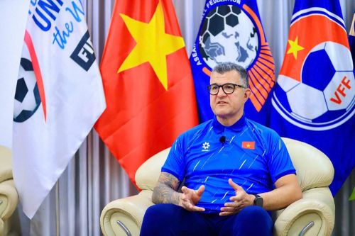 HLV Cristiano Roland: 'U17 Việt Nam được chuẩn bị tốt nhất cho World Cup 2026'