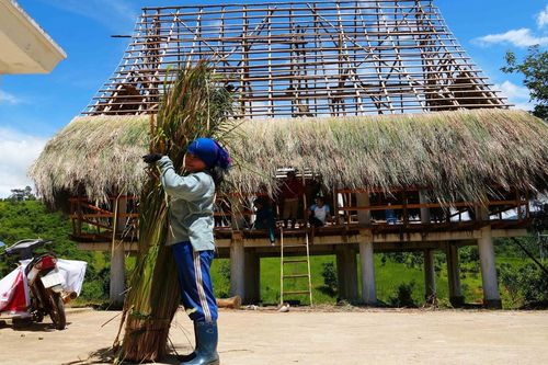 Góp công, góp của giữ mái nhà rông