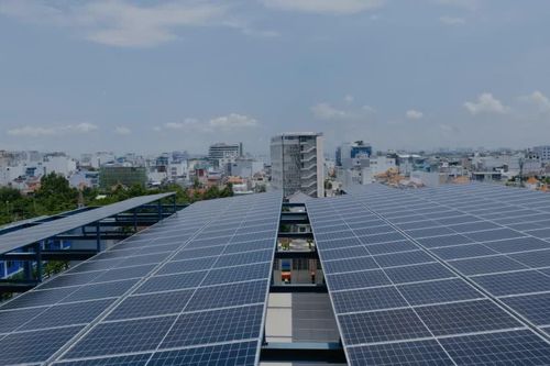 EVNHCMC bổ sung tiện ích về tra cứu nguồn điện mặt trời mái nhà