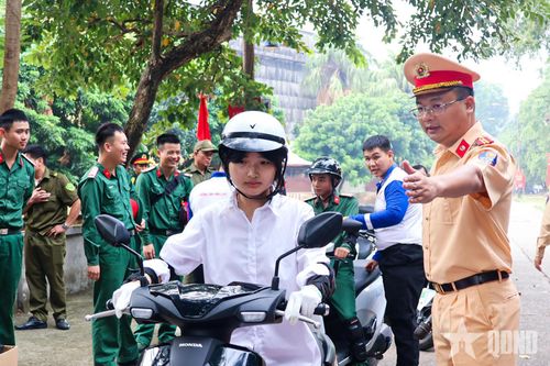 Phường Bồ Đề (Hà Nội) bồi dưỡng kỹ năng lái xe an toàn cho cán bộ và nhân dân