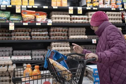 FED duy trì lãi suất, nhà đầu tư và doanh nghiệp thận trọng
