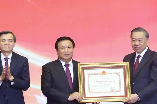 Hội đồng Lý luận Trung ương tiếp tục khẳng định vai trò nòng cốt trong nghiên cứu và tư vấn chiến lược
