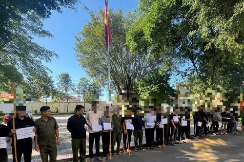 Nhóm đối tượng mang hung khí, truy đuổi đánh nhau trong đêm