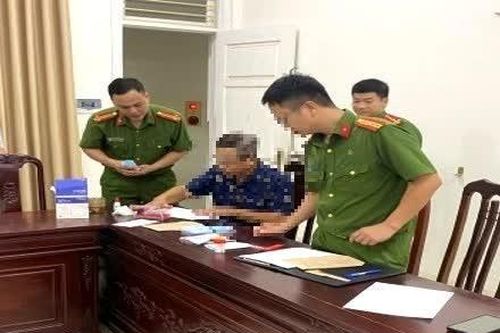 Ninh Bình: Đối tượng truy nã về tội hiếp dâm ra đầu thú sau 37 năm lẩn trốn