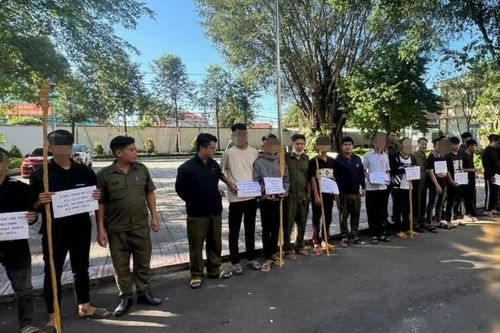 Mang hung khí đi giải quyết mâu thuẫn, 20 đối tượng bị khởi tố