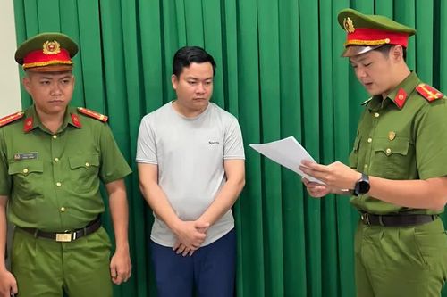 Triệt phá nhóm chuyên bẫy khách mua nhà đất giá rẻ để chiếm đoạt tiền đặt cọc