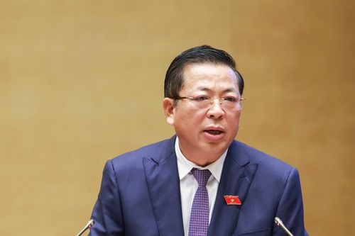 Bộ trưởng Xây dựng: Siết chặt 'dự án ma', cấm nhận đặt cọc dự án chưa đủ điều kiện