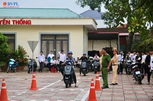 Đa dạng hình thức tuyên truyền, giáo dục an toàn giao thông cho học sinh