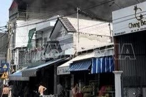 Hỏa hoạn tại khu dân cư ở Châu Đốc, 6 hộ dân thiệt hại về tài sản
