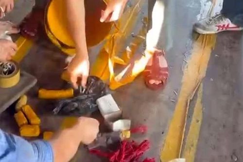 Phát hiện tàu cá cất giấu vật liệu nổ