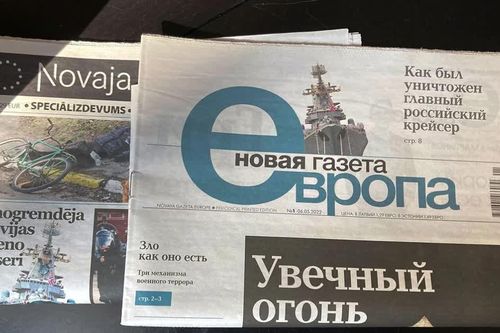 Tờ báo điều tra nổi tiếng Novaya Gazeta buộc phải đóng cửa tại Nga