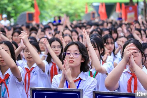 Học trường công chất lượng cao ở Hà Nội, phụ huynh phải đóng những khoản phí nào?