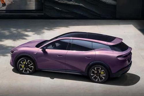 SUV hạng D công suất 249 mã lực, trang bị ấn tượng, giá chưa tới 600 triệu đồng