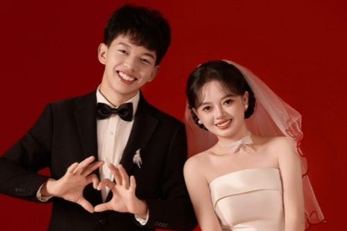 Chú rể mời cư dân mạng đến dự đám cưới vì thiếu người thân, kết quả khiến ai cũng bất ngờ