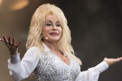 Cháu trai cố danh ca Dolly Parton vướng cáo buộc xô xát