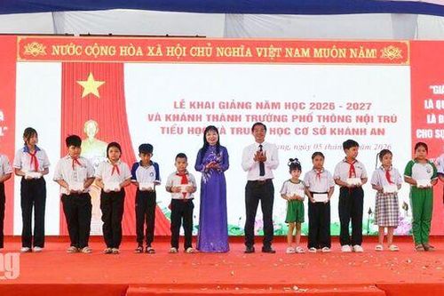 Mái trường nội trú chắp cánh ước mơ cho học sinh nghèo vùng biên