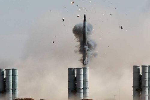 Nga duy trì S-400 trực chiến tại Kaliningrad và hợp tác tên lửa không đối không Mỹ - Nhật